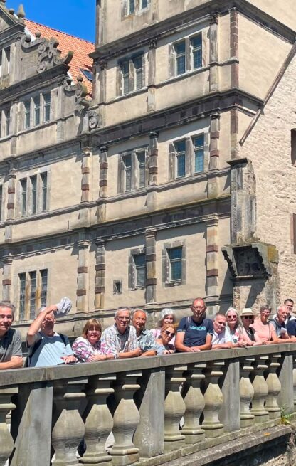 Rencontre annuelle avec nos amis de Herford
Ici chateau de Schloss Brake à Lemgo  